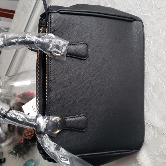 7X HOST PICK. NWT. 3 Pocket Emperia Purse With Handles or Shoulder Strap - Picture 8 of 8